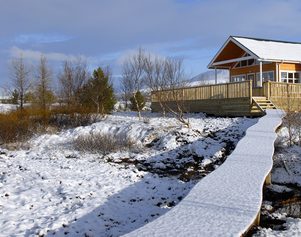 Ferienhaus Birta i Leyni im Winter